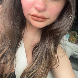 Meet your Posher, Marcia